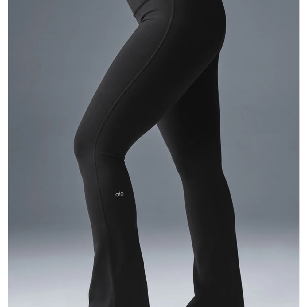 ALO Yoga Women's Black High Waist Bootcut Leggings